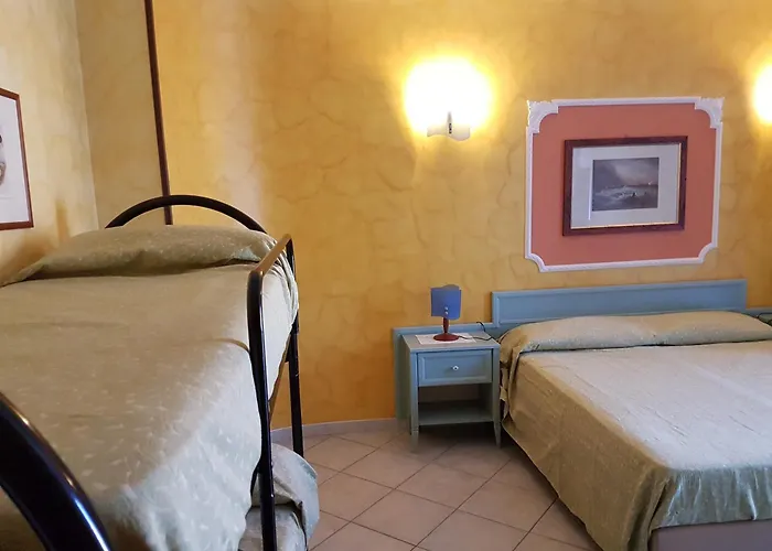 诺迪鲁斯酒店 3* 尼科泰拉